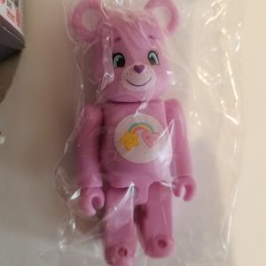 Bearbrick series 43 carebear